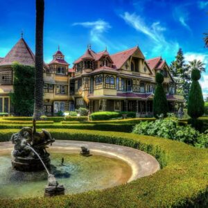 winchester-mystery-house